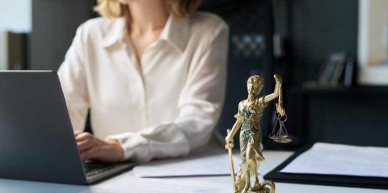 La licitation faisant cesser l&rsquo;indivision : régime juridique et fiscal