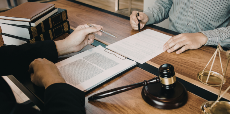 L’exequatur : rendre exécutoire une décision judiciaire étrangère en France